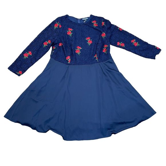 NWT ModCloth A-Line WomanDress Sz 22 Navy Lace Floral Embroidered Long Sleeve - Picture 3 of 16